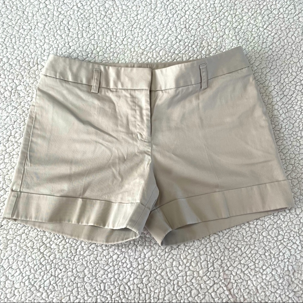 Express khaki shorts size 4